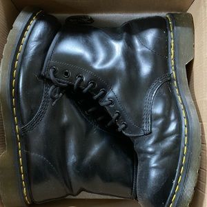 Smooth leather Dr. Martens